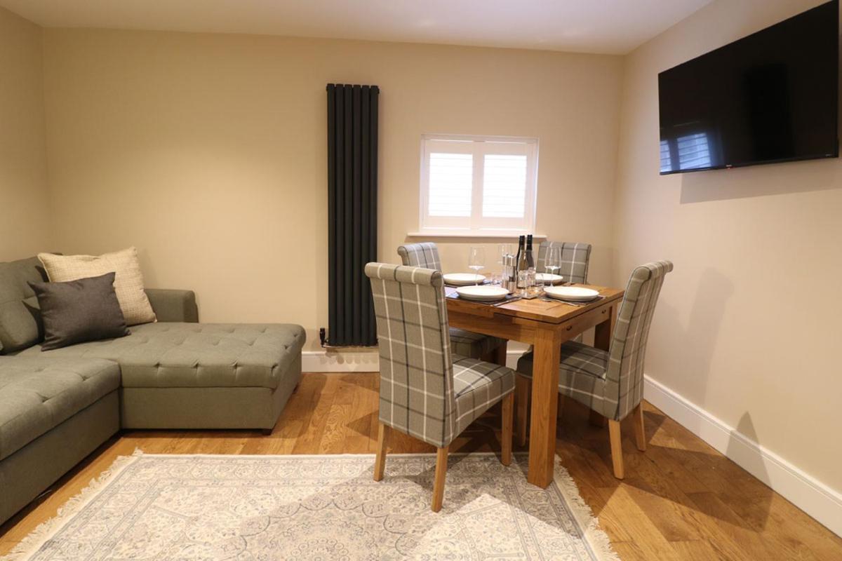 Ashbourne Luxury Suites Екстер'єр фото