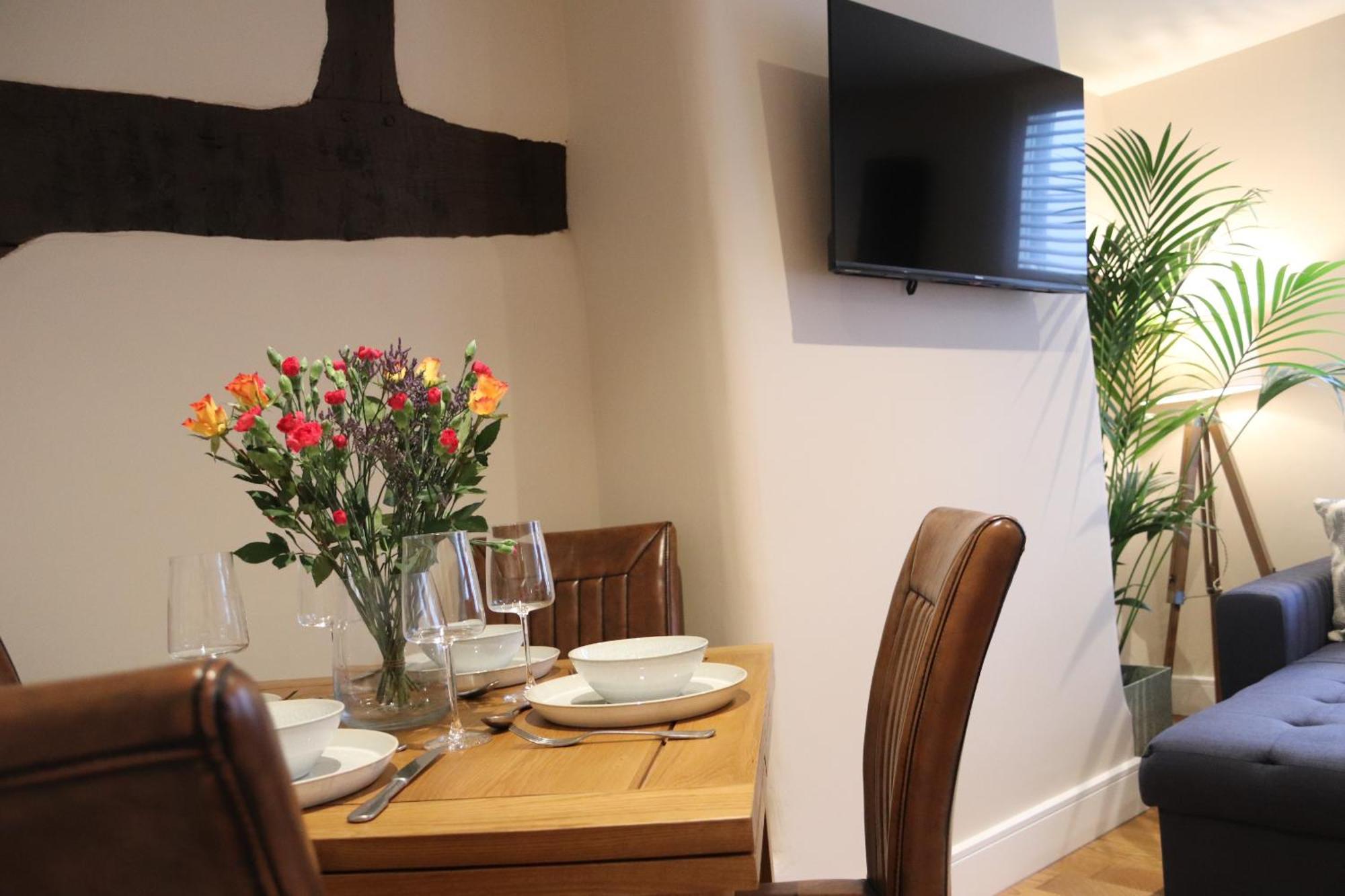 Ashbourne Luxury Suites Екстер'єр фото